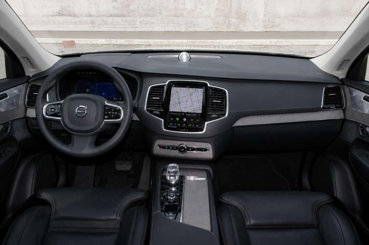 2023 Volvo XC90 Ultimate  Gps Moonroof ReverseCamera ParkingSensor Photo
