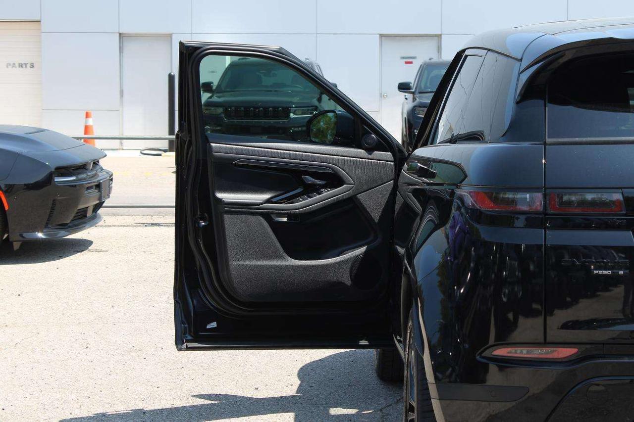 2020 Land Rover Range Rover Evoque S  Gps ReverseCamera Moonroof ParkingSensors Photo