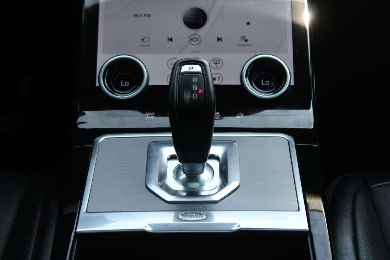 2020 Land Rover Range Rover Evoque S  Gps ReverseCamera Moonroof ParkingSensors Photo