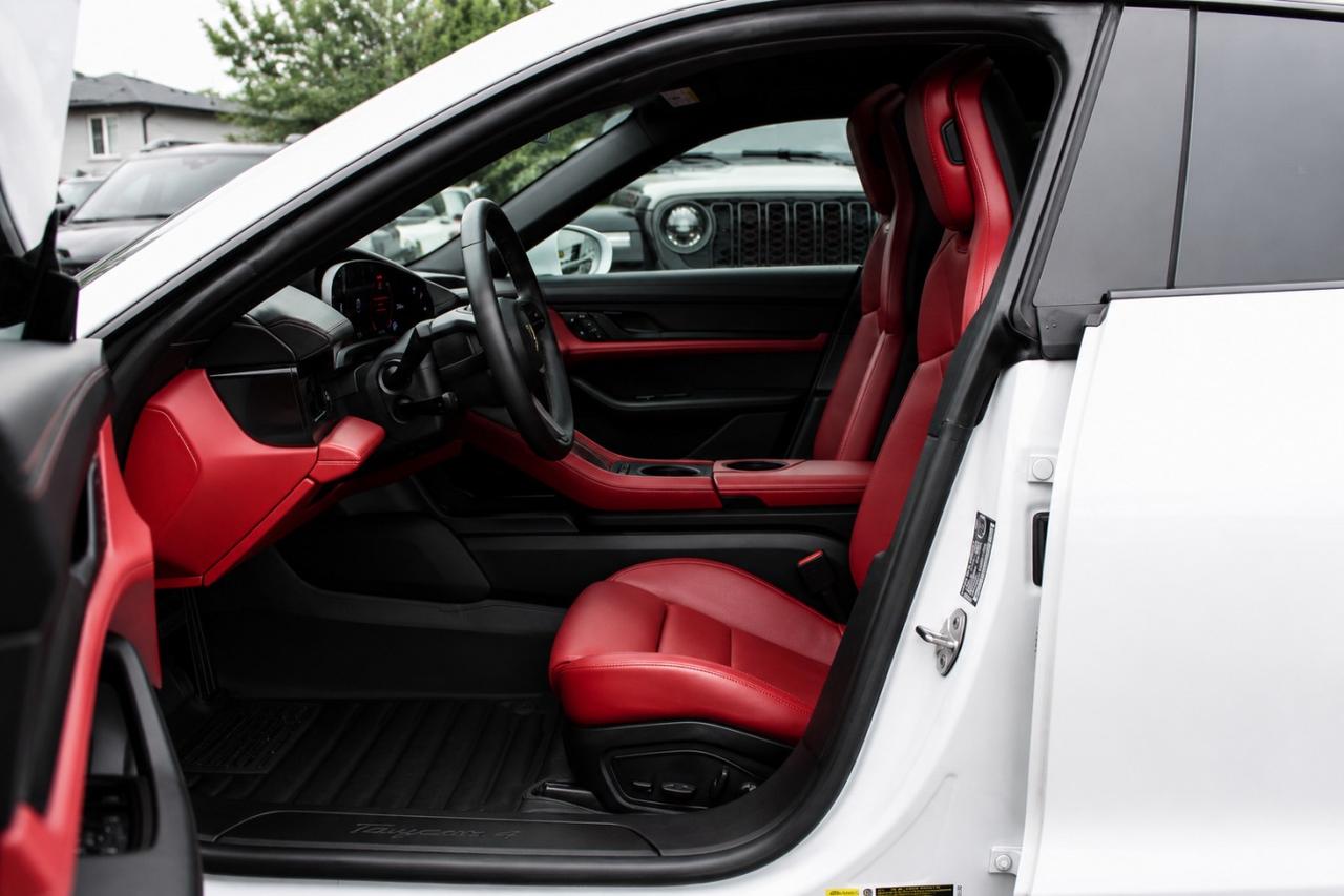2022 Porsche Taycan Cross Turismo 4  SiriusXM Gps ParkingSensors Rever Photo