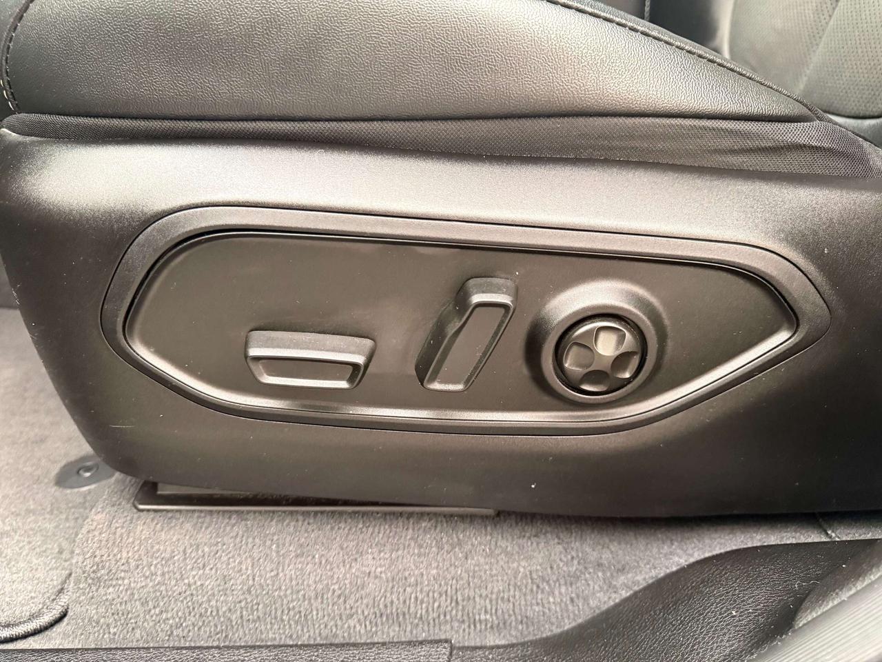 2023 Jeep Grand Cherokee Altitude Photo