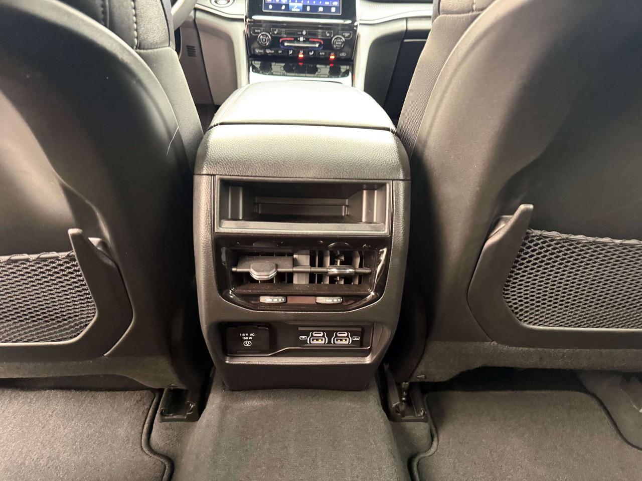 2023 Jeep Grand Cherokee Altitude Photo
