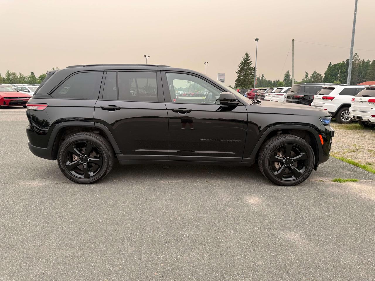 2023 Jeep Grand Cherokee Altitude Photo