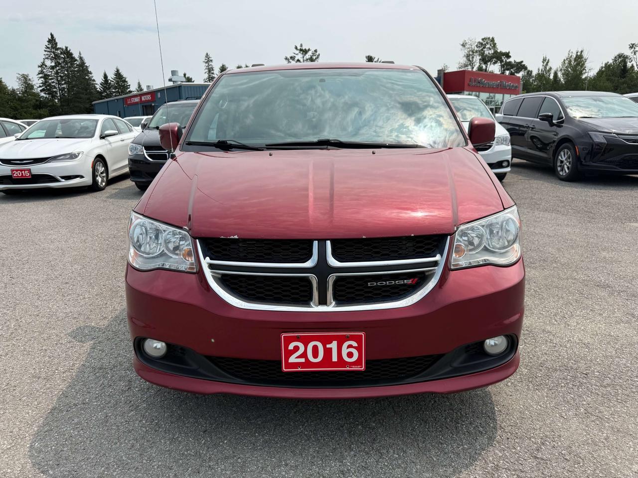 2016 Dodge Grand Caravan SXT Premium Plus - cruise control Photo