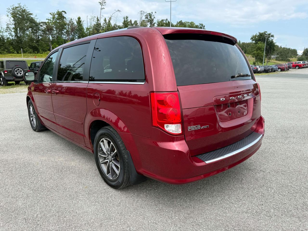2016 Dodge Grand Caravan SXT Premium Plus - cruise control Photo