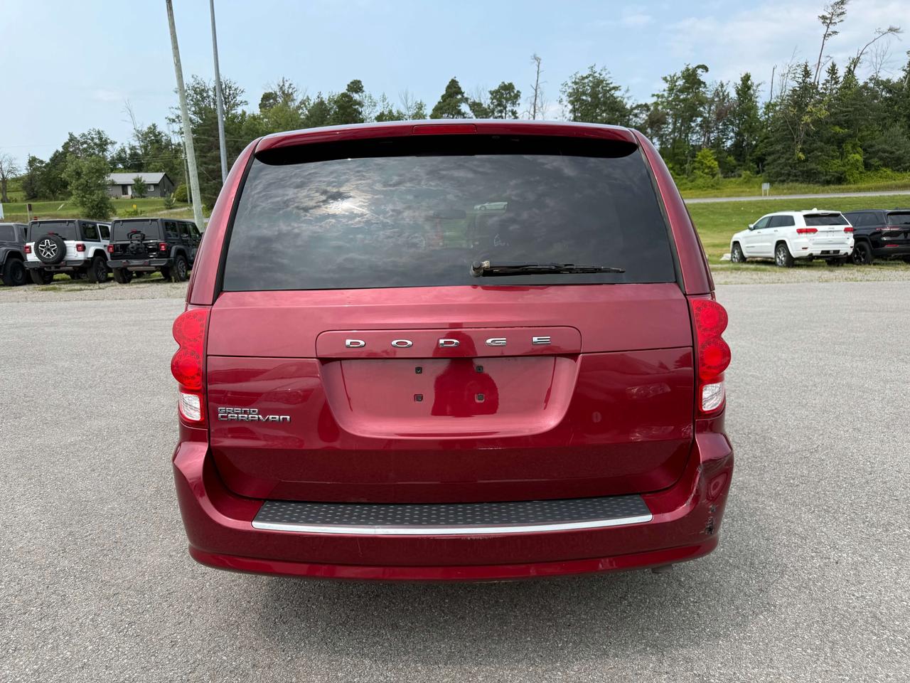 2016 Dodge Grand Caravan SXT Premium Plus - cruise control Photo