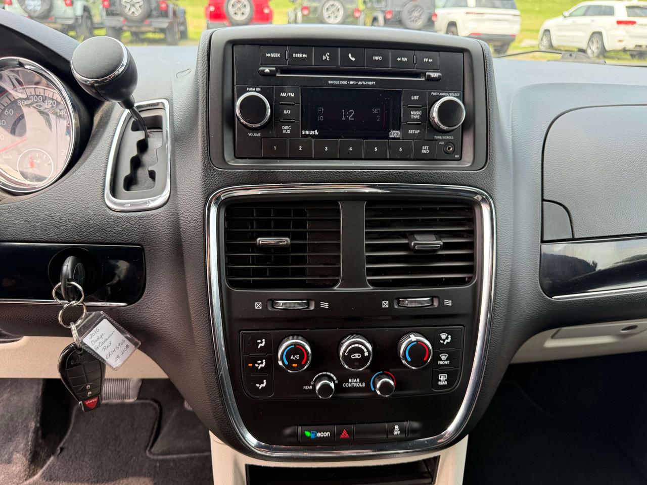 2016 Dodge Grand Caravan SXT Premium Plus - cruise control Photo