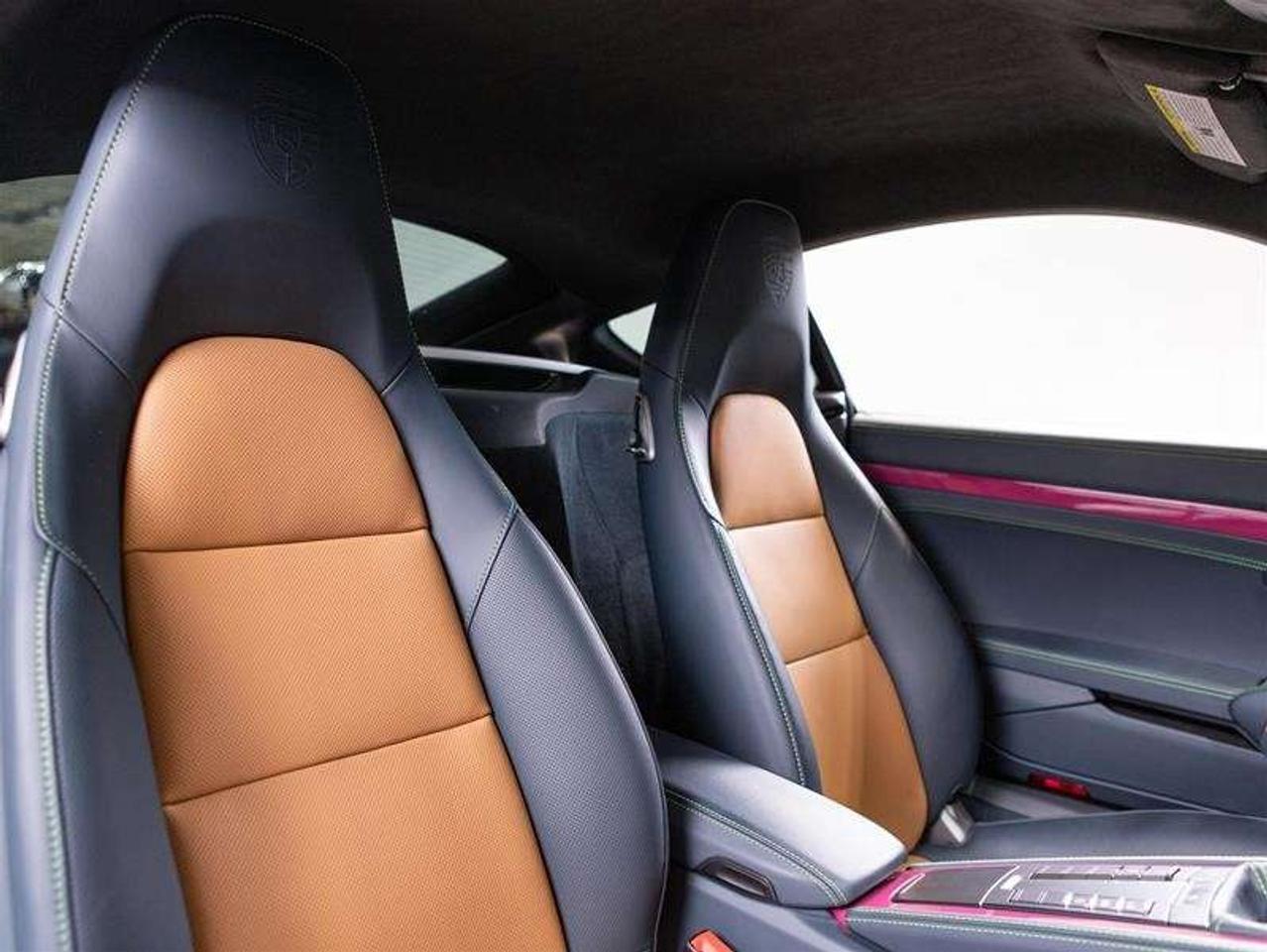 2025 Porsche 718 Cayman GTS 4.0 Coupe Photo