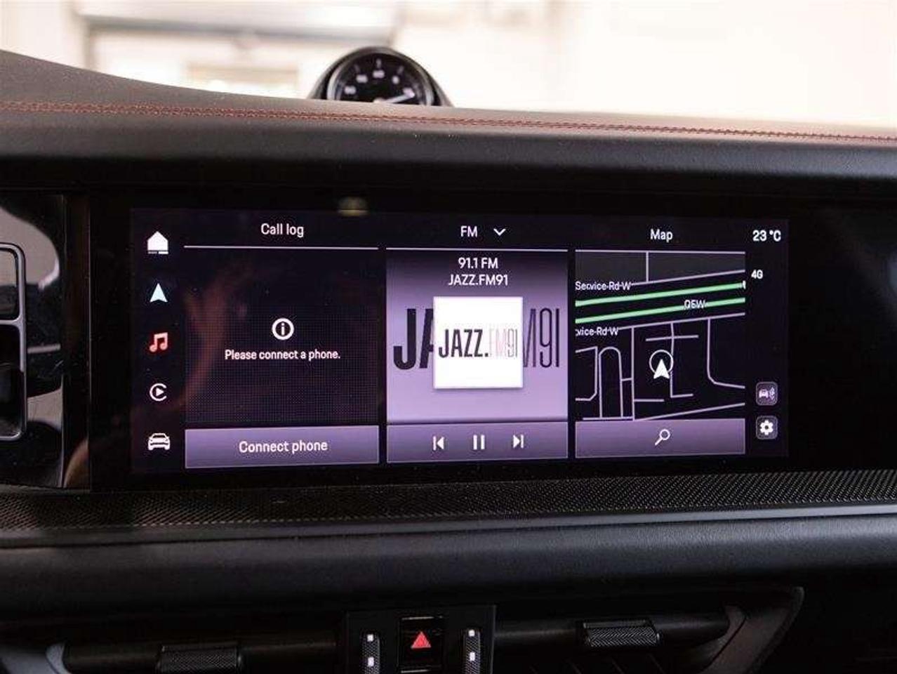 2025 Porsche Cayenne GTS Coupe AWD Photo
