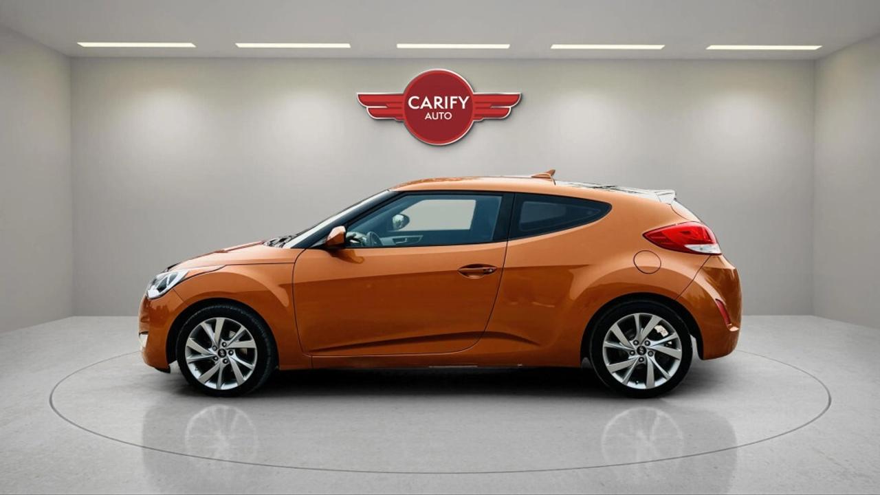 2016 Hyundai Veloster Coupe Auto SE Photo