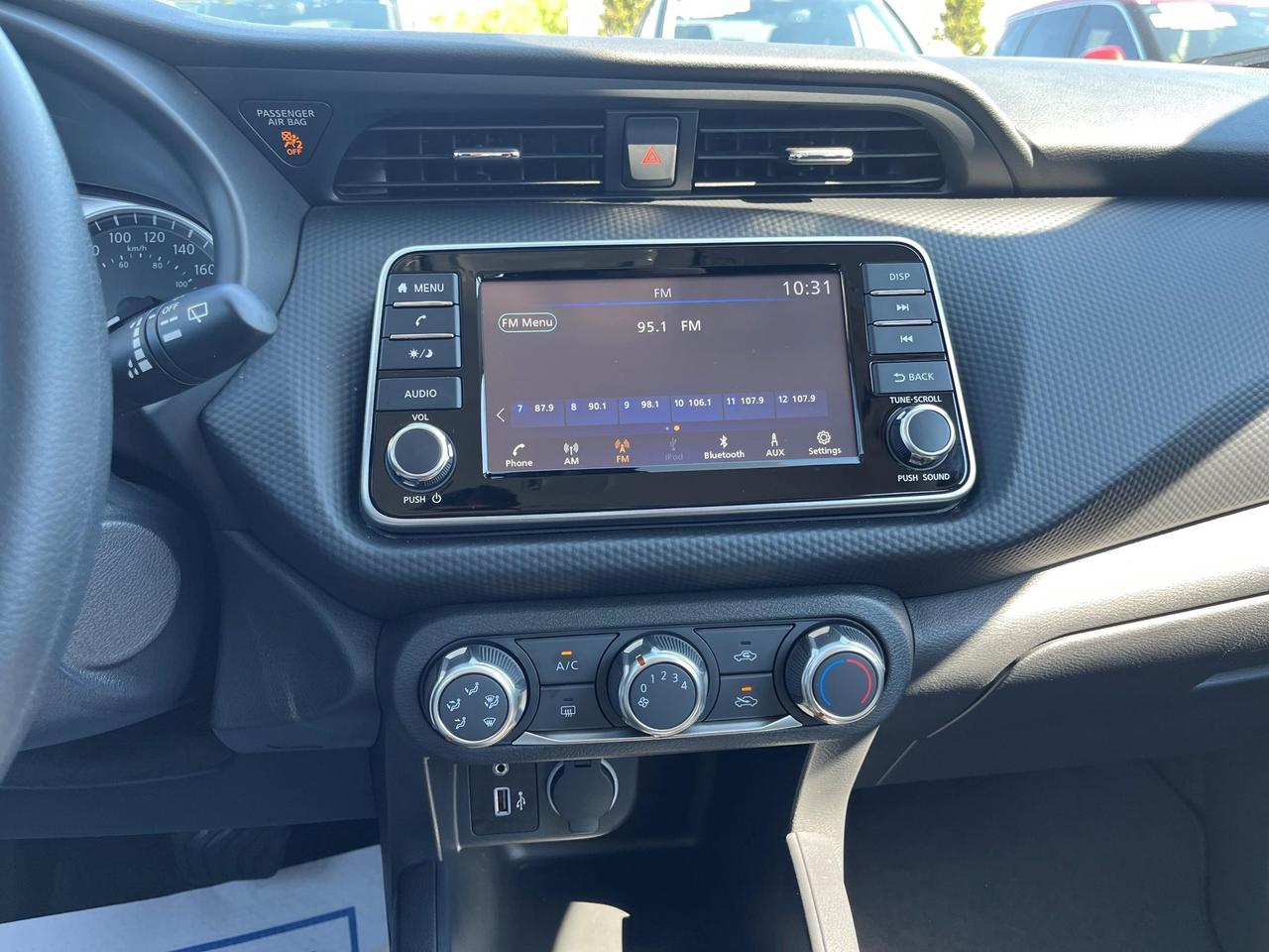 2024 Nissan Kicks S 4dr Front-Wheel Drive Photo