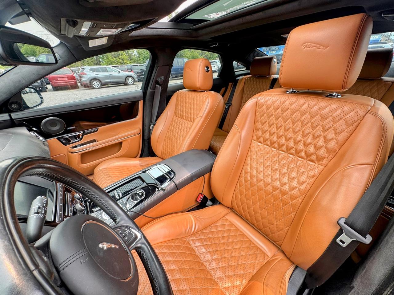 2016 Jaguar XJ Portfolio Photo