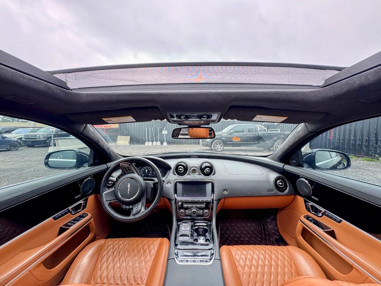 2016 Jaguar XJ Portfolio Photo