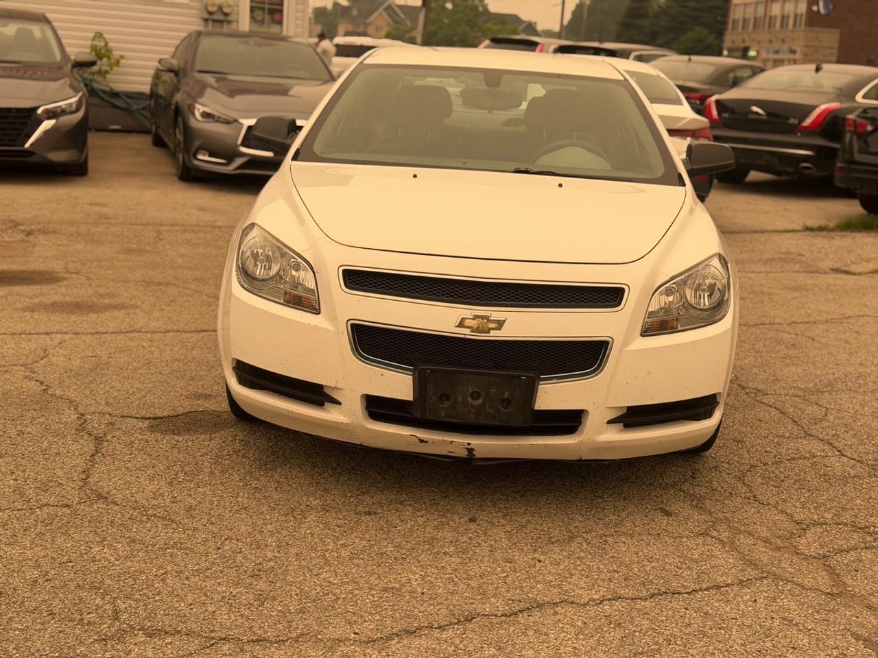 2012 Chevrolet Malibu  Photo3