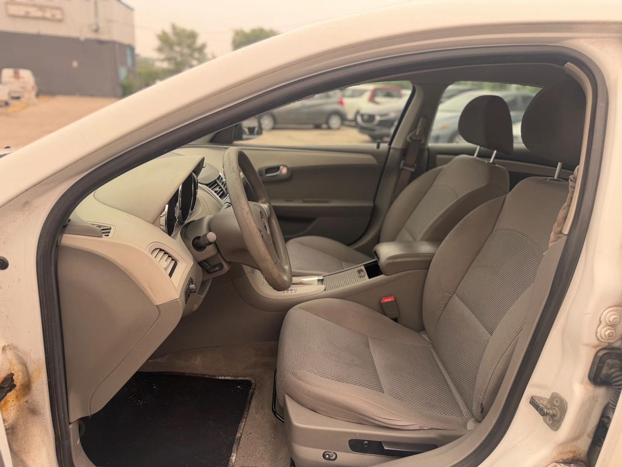 2012 Chevrolet Malibu  Photo
