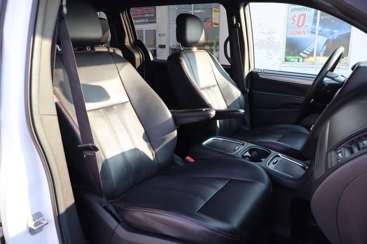 2019 Dodge Grand Caravan GT   No Accident   Clean Carfax   7 Passenger Photo