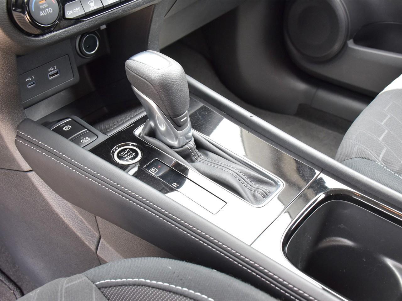 2024 Nissan Kicks SV 4dr Front-Wheel Drive Photo