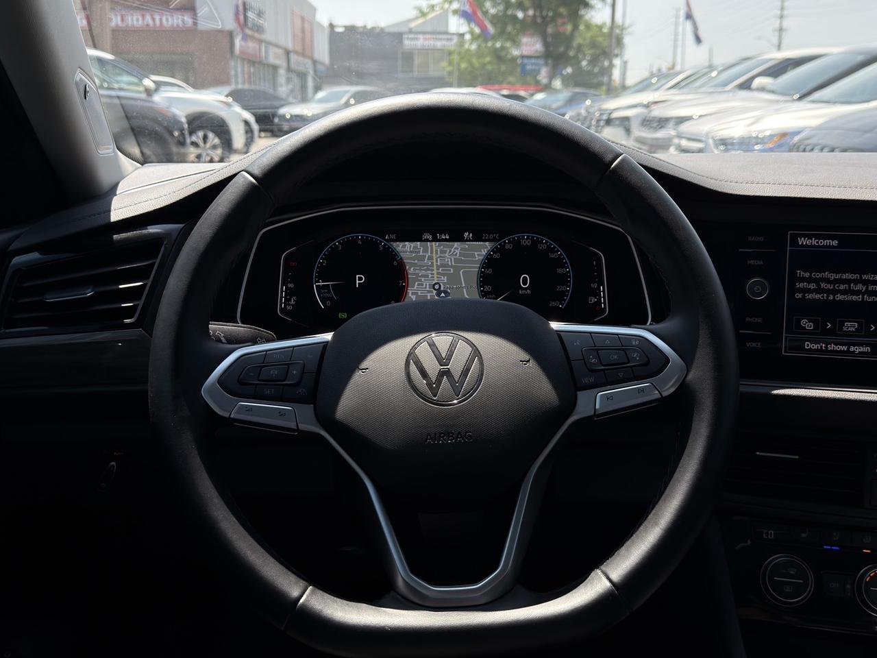 2022 Volkswagen Jetta Highline   Amb Lighting   Mem Lthr Seats   Sunroof Photo