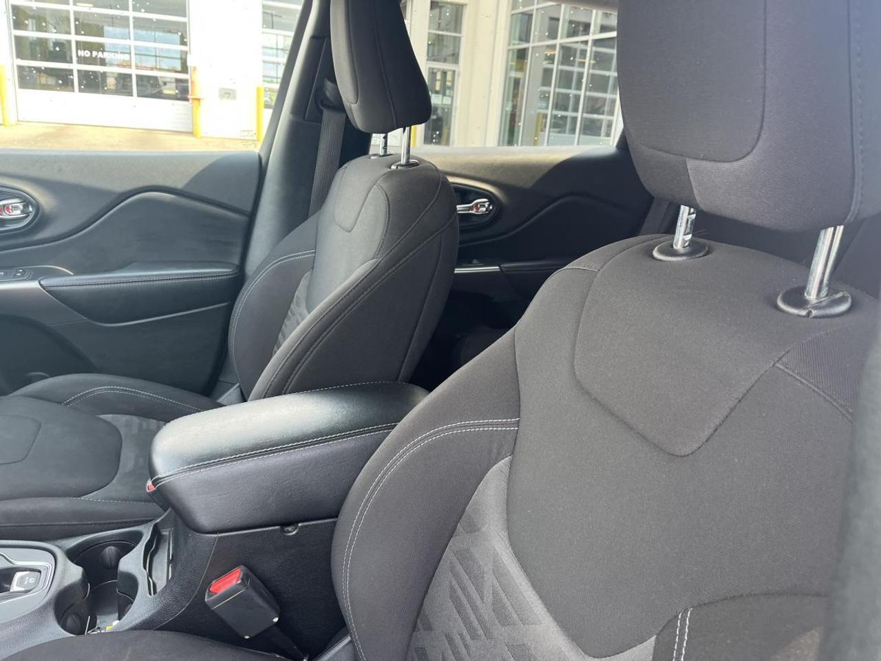 2020 Jeep Cherokee NORTH 4X4 Photo