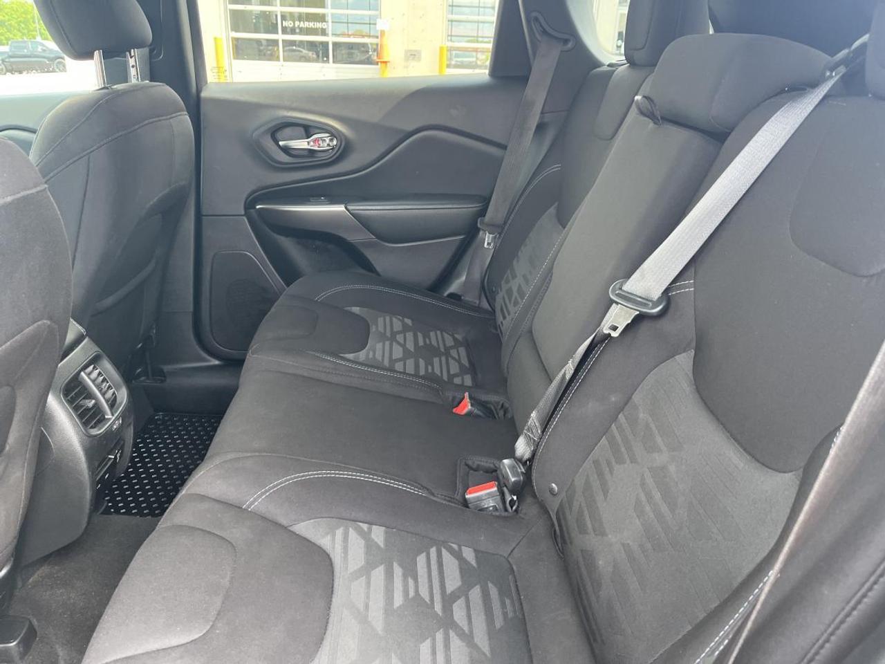 2020 Jeep Cherokee NORTH 4X4 Photo