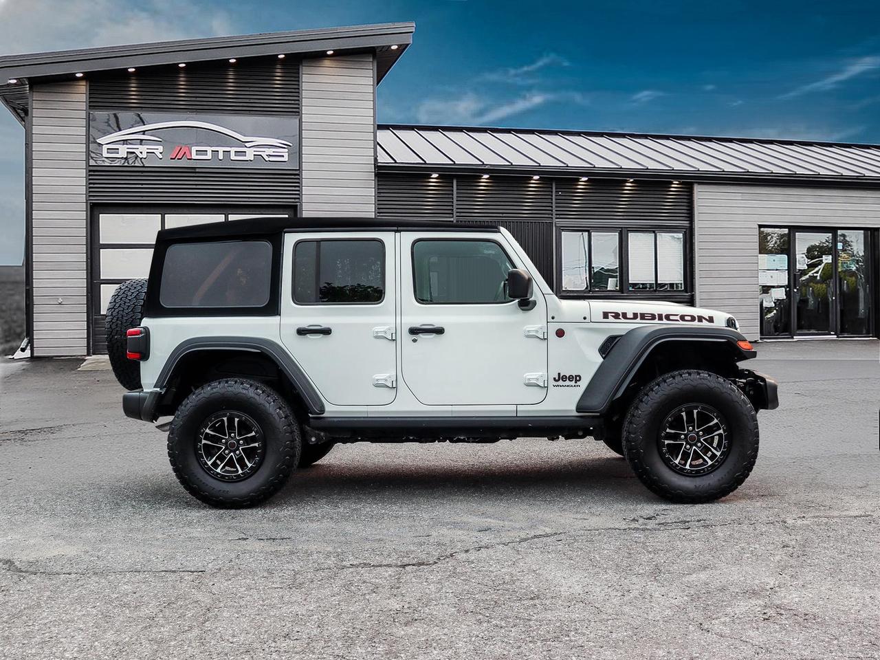 2024 Jeep Wrangler RUBICON Photo2