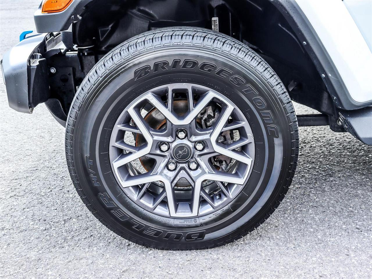 2024 Jeep Wrangler Sahara Photo