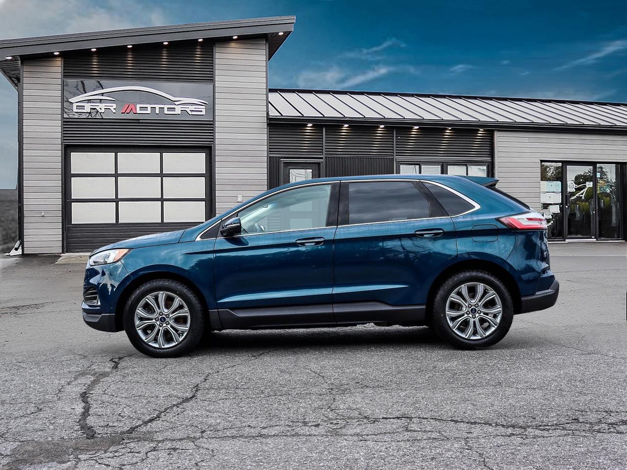 2020 Ford Edge Titanium Photo