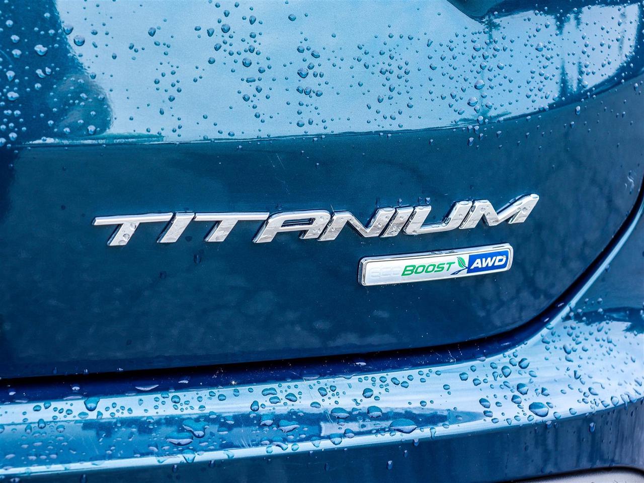 2020 Ford Edge Titanium Photo