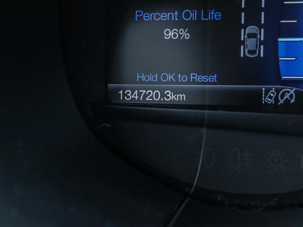 2020 Ford Edge Titanium Photo