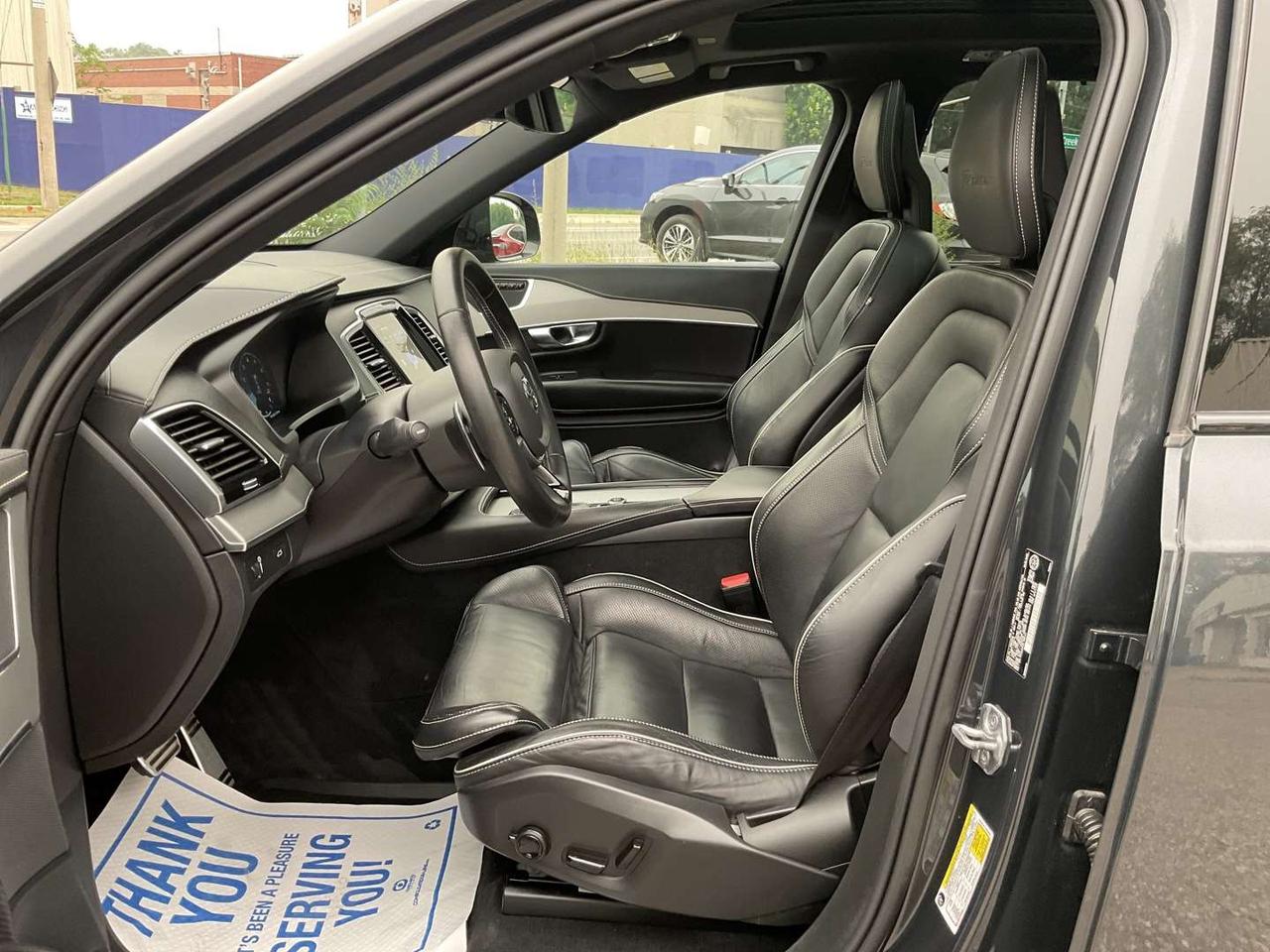 2020 Volvo XC90 T6 R-Design AWD - LTHR! NAV! 360 CAM! BSM! HUD! 7 PASS! Photo