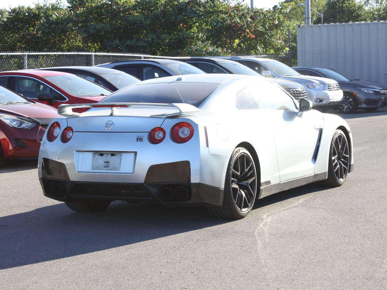 2010 Nissan GT-R Premium / 800HP / 80k in upgrades Photo