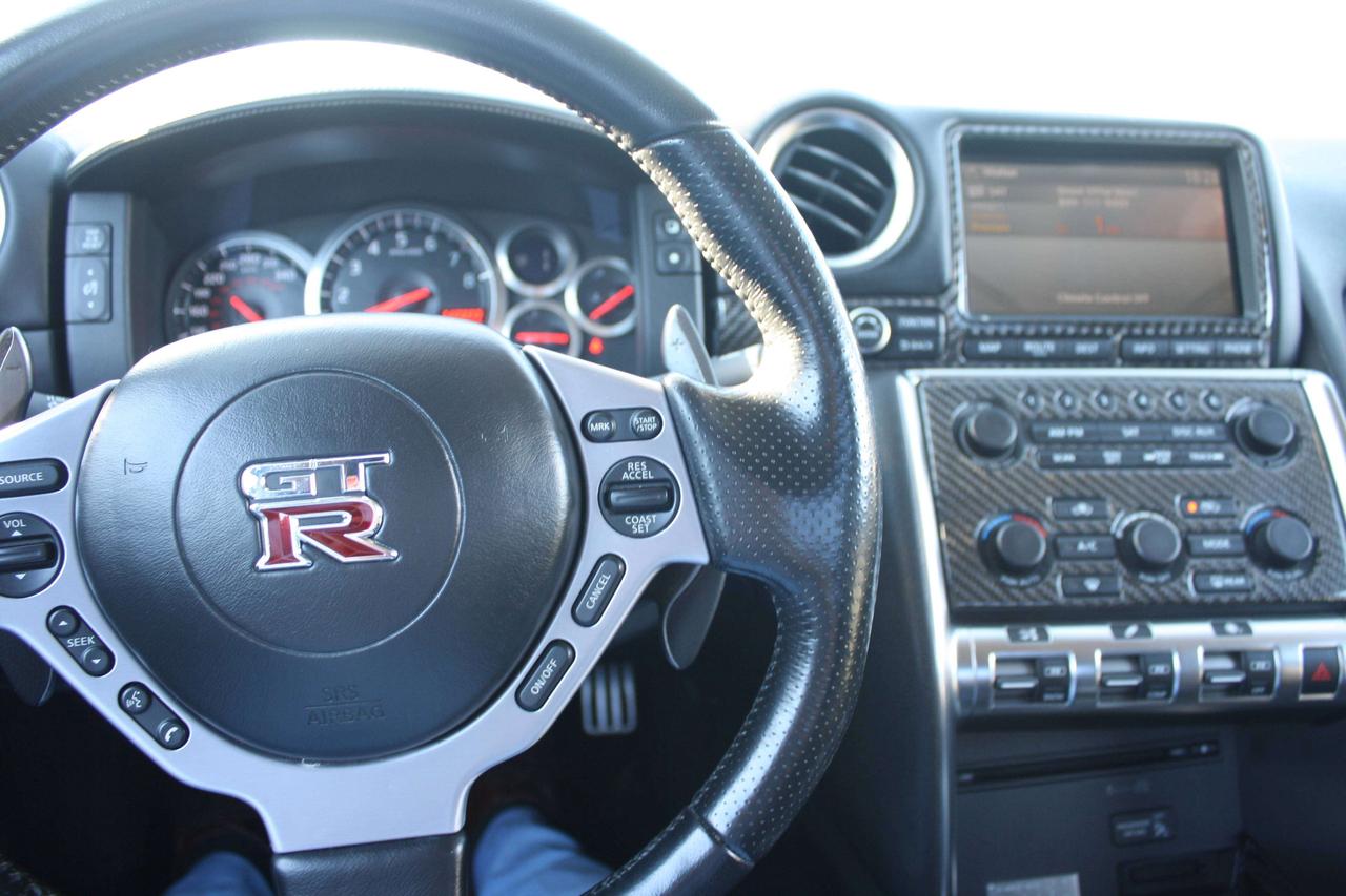 2010 Nissan GT-R Premium / 800HP / 80k in upgrades Photo