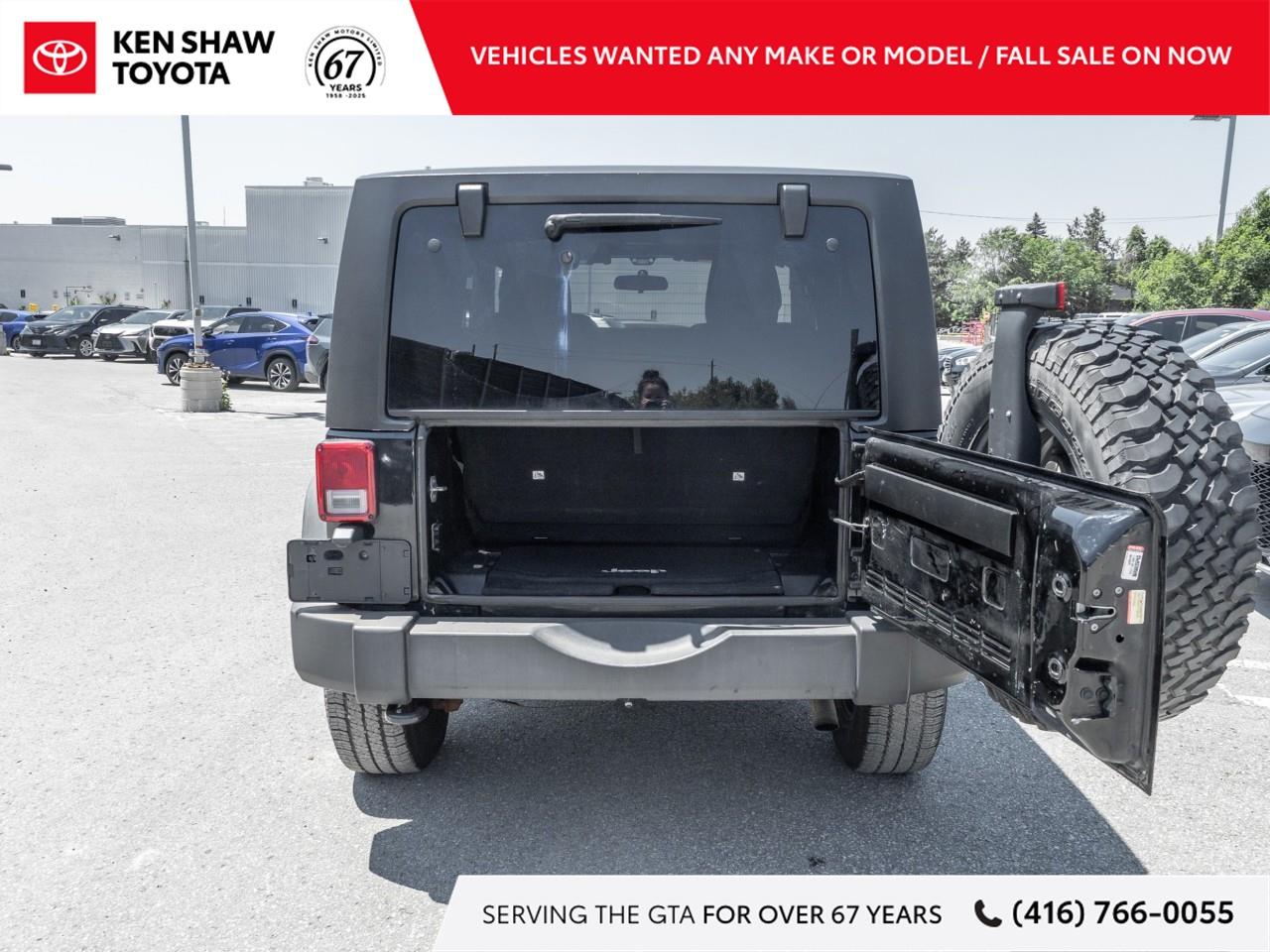 2011 Jeep Wrangler Sport 2dr 4x4 Photo