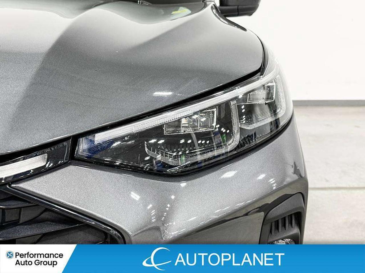 2024 Ford Escape Platinum AWD, Navi, 360 Cam, Android Auto! Photo