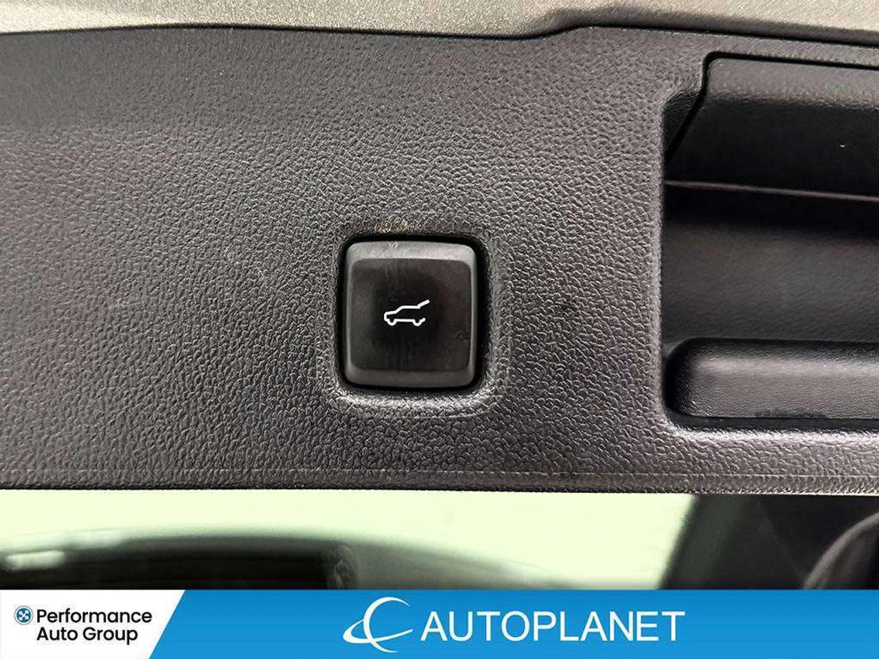2024 Ford Escape Platinum AWD, Navi, 360 Cam, Android Auto! Photo