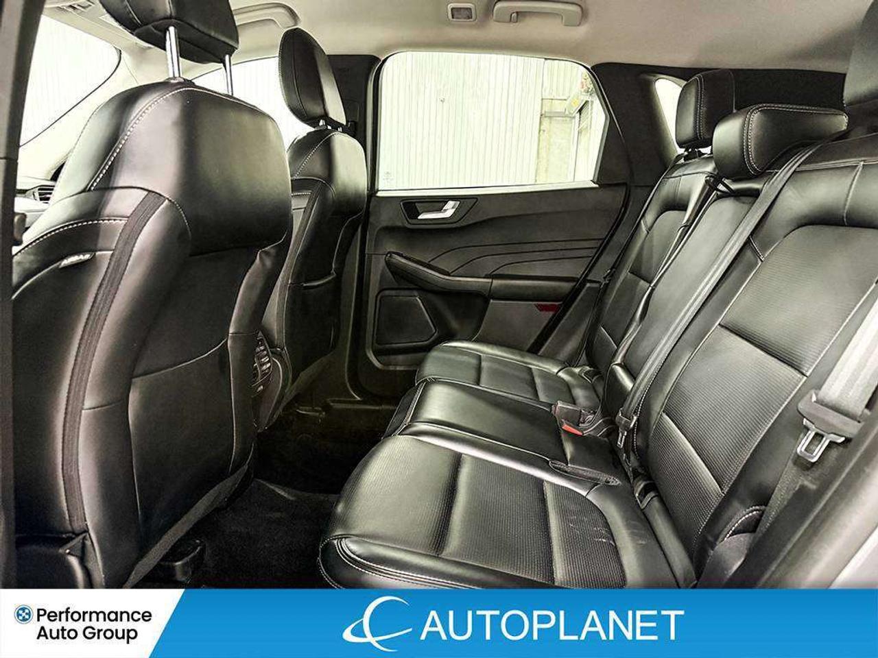 2024 Ford Escape Platinum AWD, Navi, 360 Cam, Android Auto! Photo