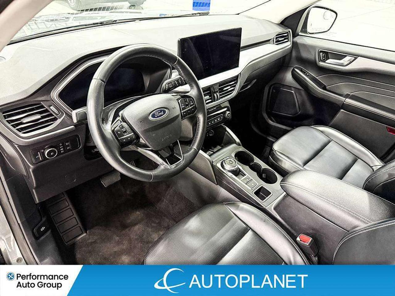 2024 Ford Escape Platinum AWD, Navi, 360 Cam, Android Auto! Photo