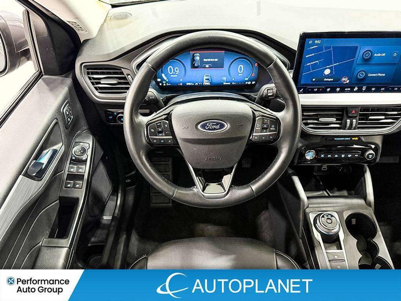 2024 Ford Escape Platinum AWD, Navi, 360 Cam, Android Auto! Photo
