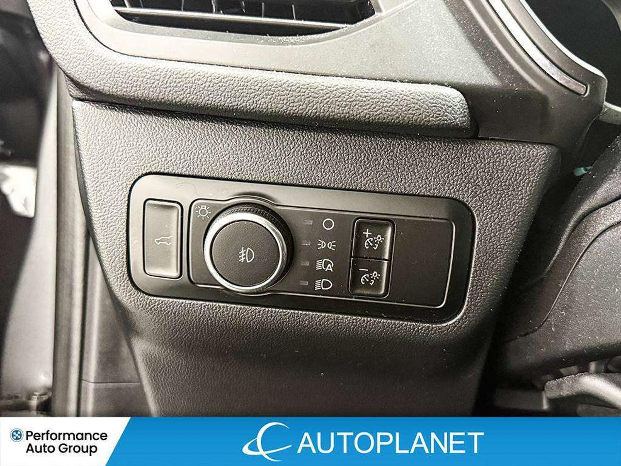 2024 Ford Escape Platinum AWD, Navi, 360 Cam, Android Auto! Photo