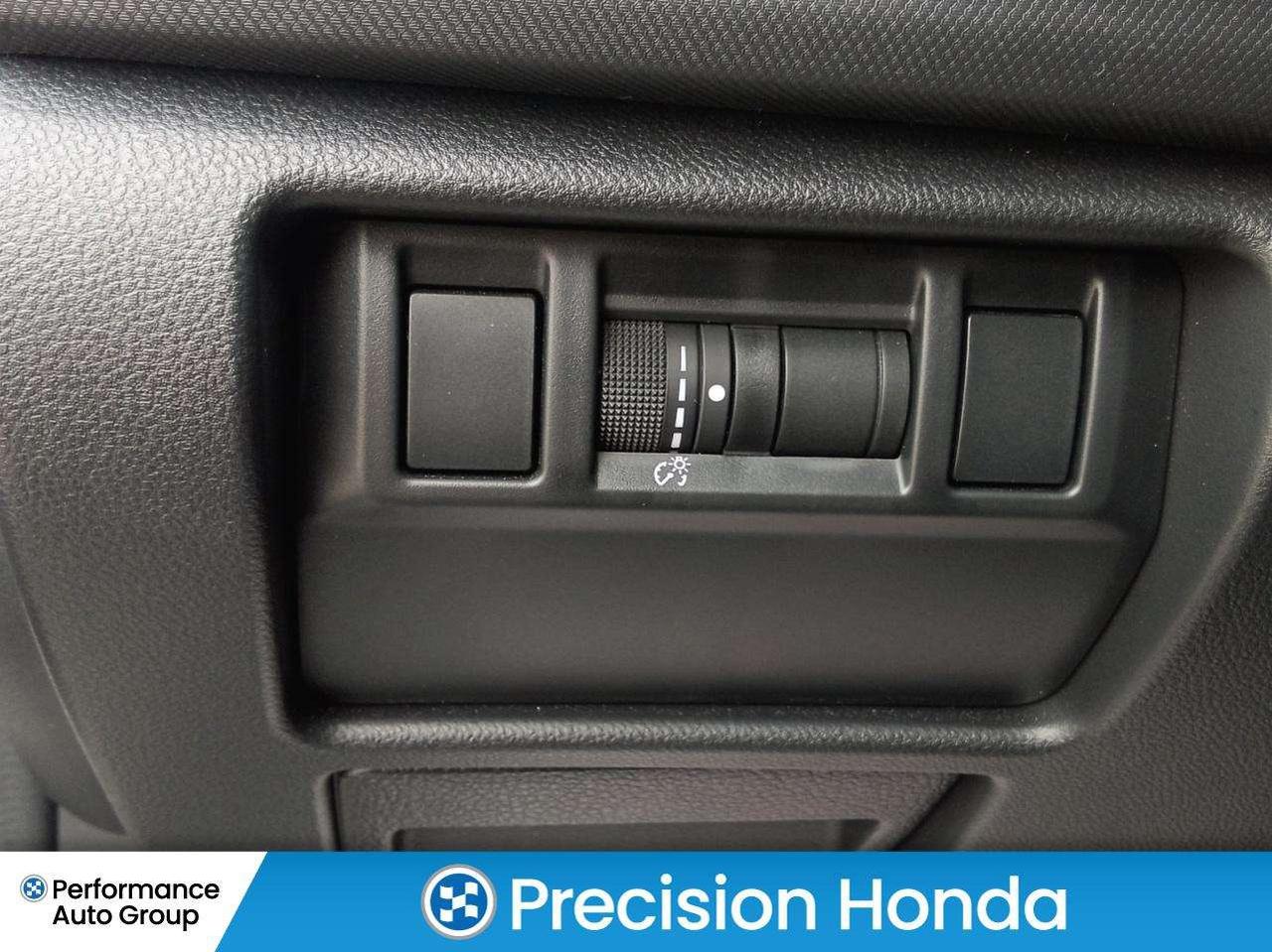 2025 Subaru Forester CONVENIENCE Photo