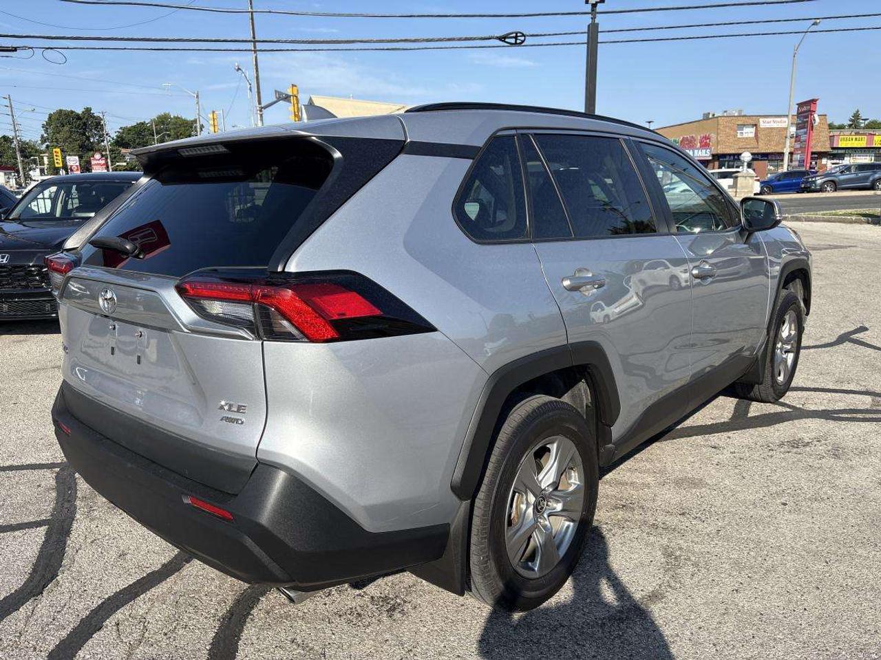 2024 Toyota RAV4 XLE AWD / CLEAN CARFAX Photo