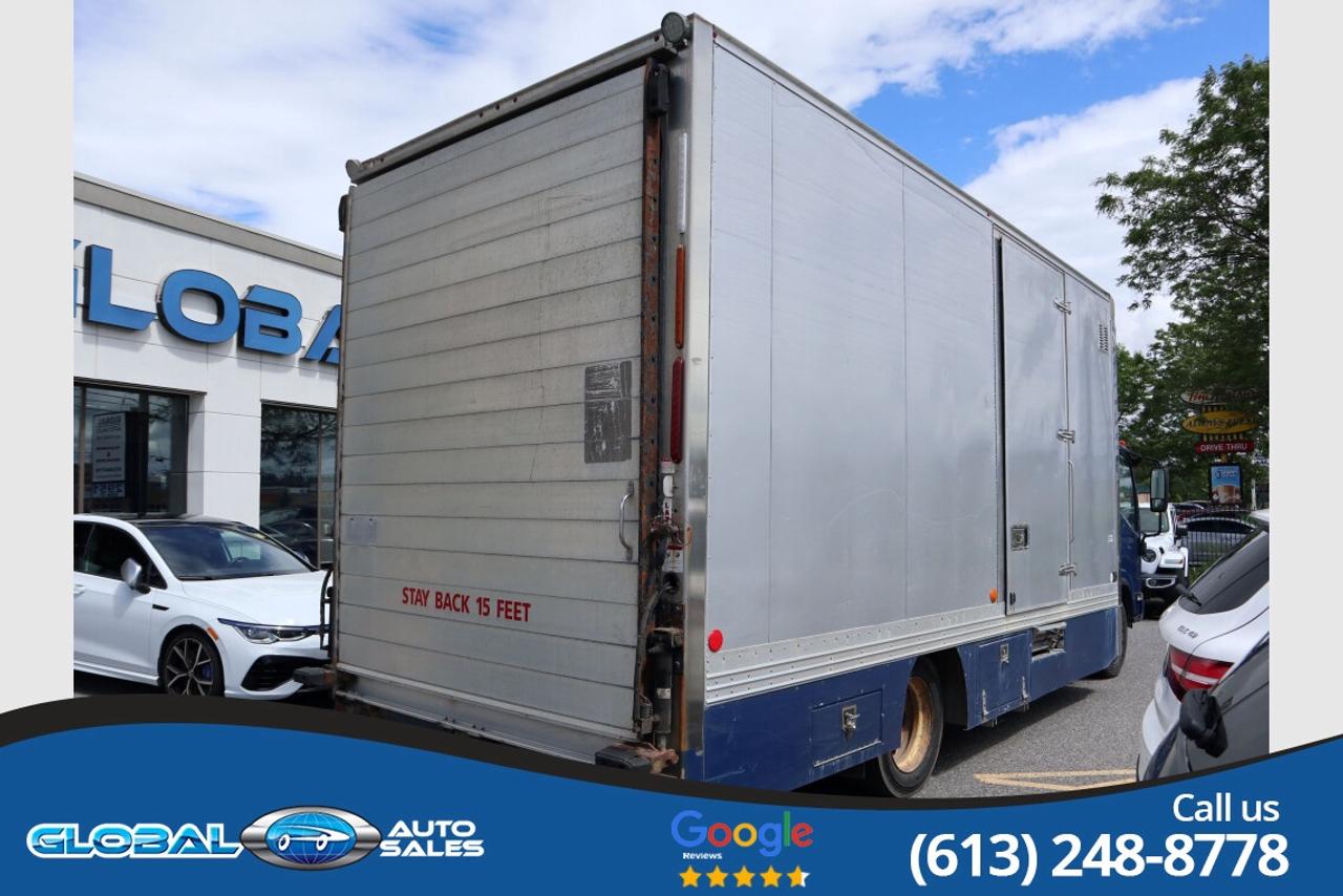 2018 Isuzu NRR DIESEL Photo