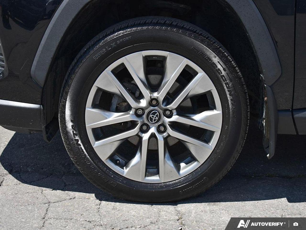 2019 Toyota RAV4 XLE 4dr All-wheel Drive Photo