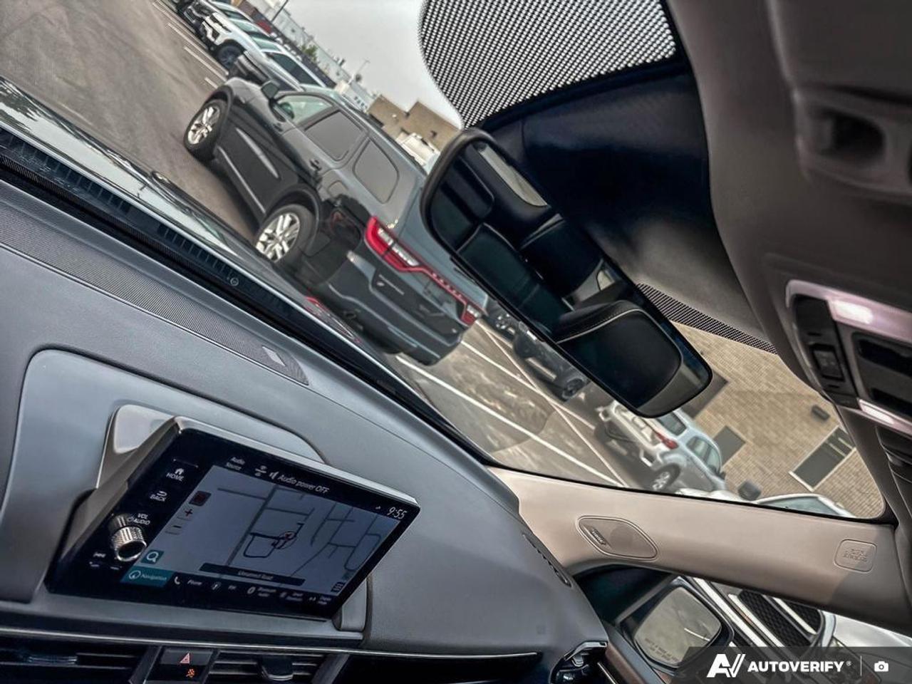 2023 Honda Pilot Touring 4dr All-Wheel Drive Photo