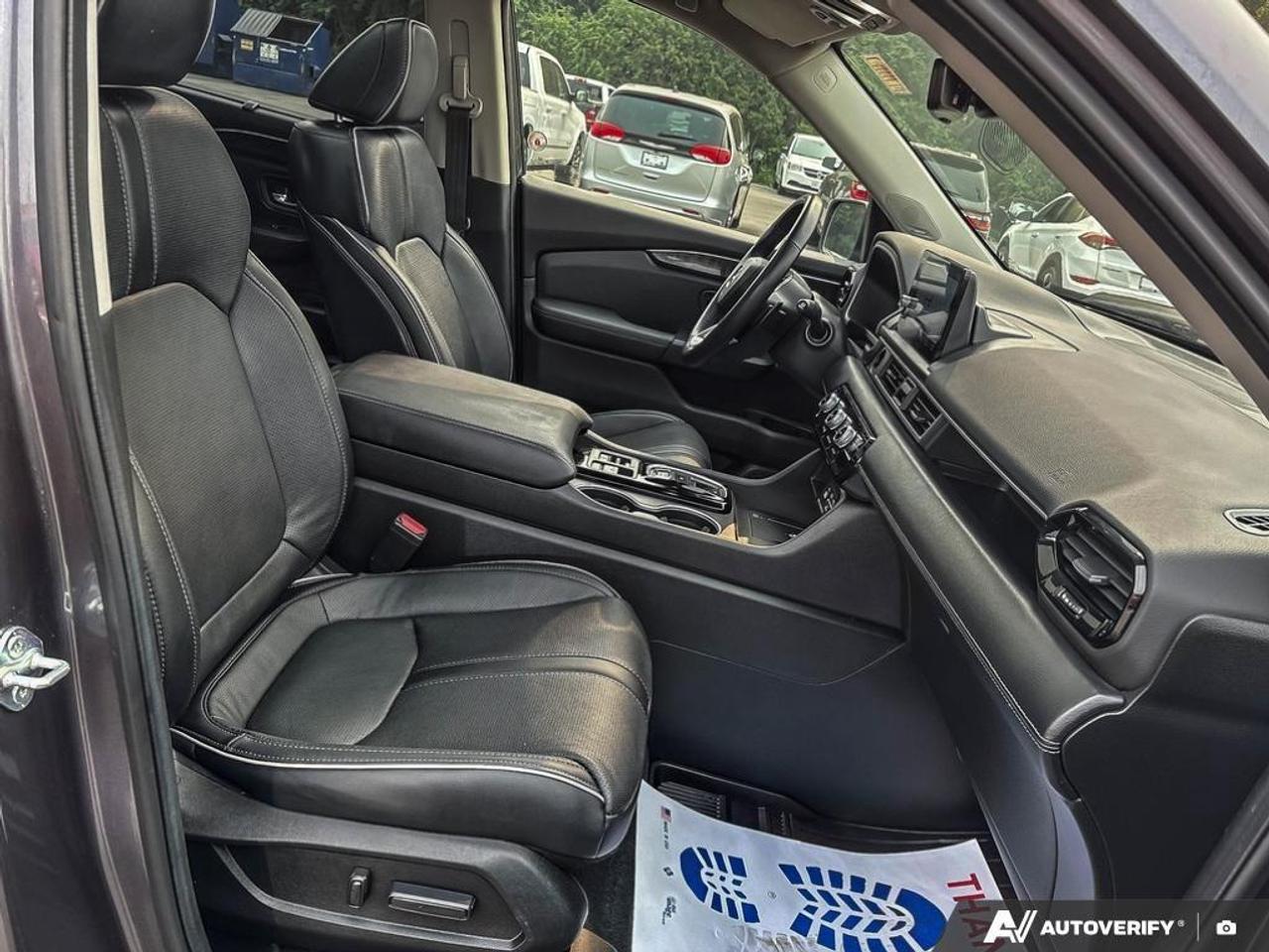 2023 Honda Pilot Touring 4dr All-Wheel Drive Photo
