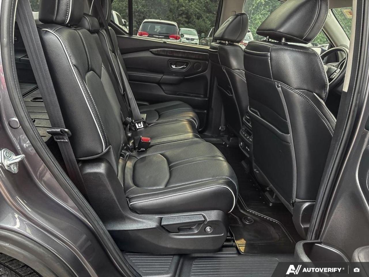 2023 Honda Pilot Touring 4dr All-Wheel Drive Photo
