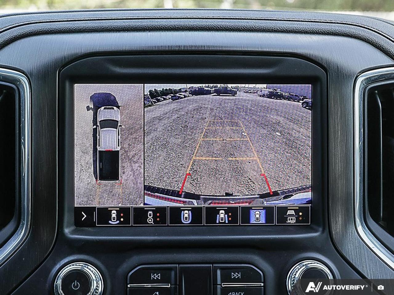 2023 GMC SIERRA 2500HD 4WD Crew Cab Long Box AT4 Photo