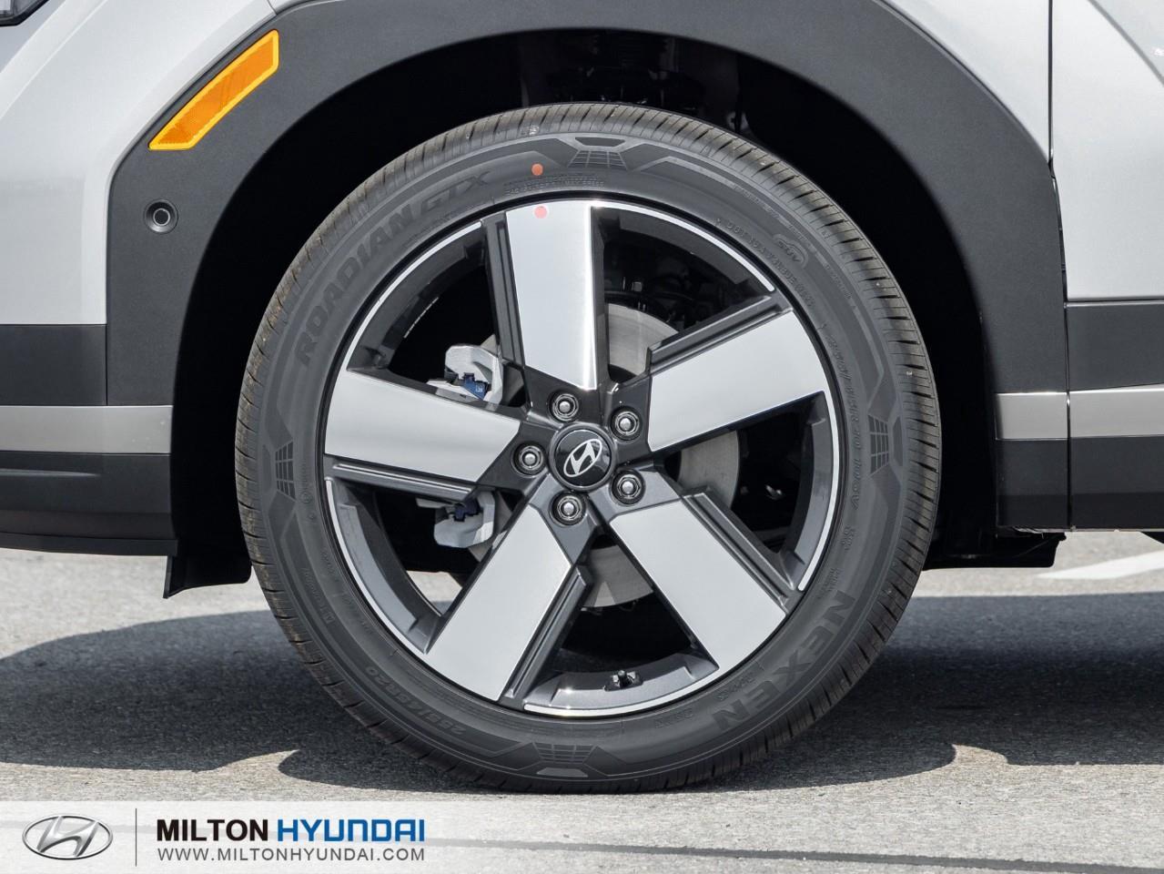2026 Hyundai Santa Fe HEV Luxury 4dr All-Wheel Drive Photo