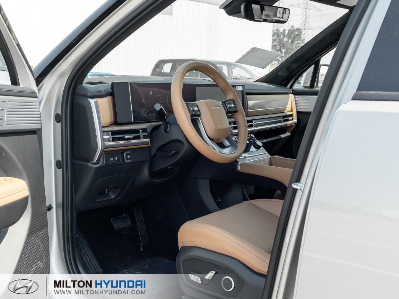 2026 Hyundai Santa Fe HEV Luxury 4dr All-Wheel Drive Photo
