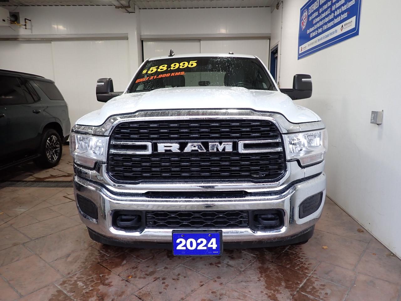 2024 RAM 2500 Big Horn 4WD CREW CAB 8' BOX *DIESEL* Photo